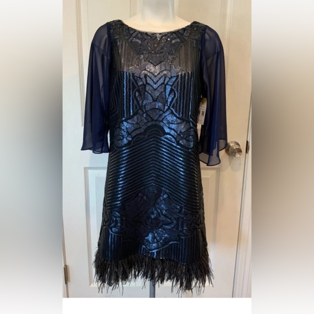 BCBGMAXAZRIA Art Deco Sequin Cocktail Dress Fringe Trim Short Sleeve